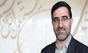 امیرآبادی نماینده دلواپس مجلس: بحث ما با اروپایی‌ها، فروش نفت در برابر غذا و دارو نبود