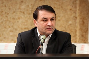 اقتصاد مقاومتی با مقاوم‌سازی راهبردی ساختارها و نهادهای جامعه و توانمندسازی مسئولین و مردم میسر می‌شود
