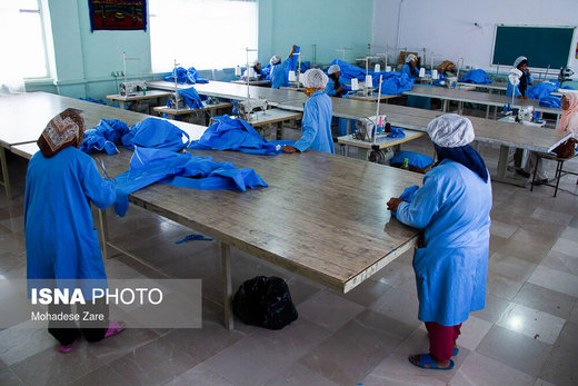 لباس‌های اتاق عمل برخی از بیمارستان‌ها توسط این مرکز اقامت اجباری زنان مشهد دوخته می‌شود