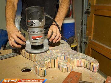 ساخت گیتار با یک هزار و 200 مداد رنگی