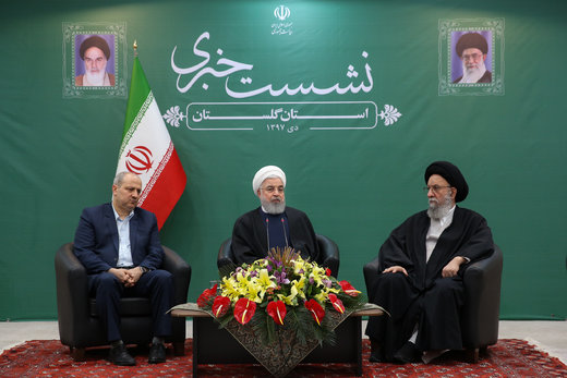 روحانی: باید دست به دست هم بدهیم تا بتوانیم از مشکلات عبور کنیم