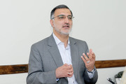 دفاع زاکانی از گفته‌اش درباره «عرب‌های سوسمارخوری که با اره آدم قطعه قطعه می‌کنند»