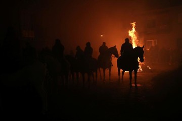 فستیوال اسب و آتش در اسپانیا