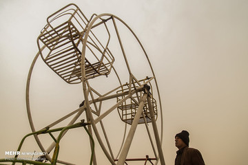 گرد و خاک در آسمان اهواز