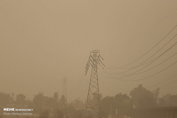 گرد و خاک در آسمان اهواز