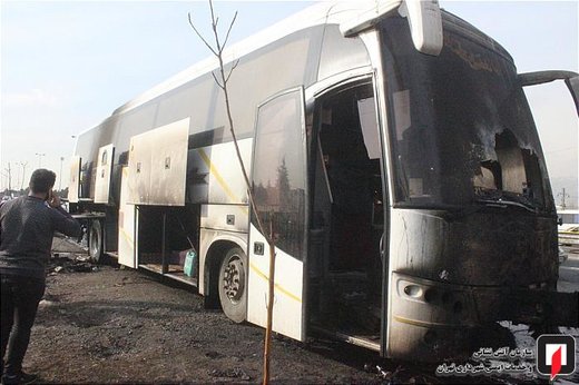 آتش سوزی اتوبوس مسافربر بین شهری در بزرگراه تهران - کرج