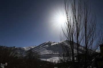 طبیعت زمستانی آبشار گنجنامه
