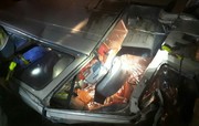 تصاویر | تصادف شدید سمند و مینی‌بوس در اتوبان تهران - کرج