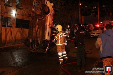 تصادف رنو ساندرو با پراید و پژو 206 در سعادت آباد