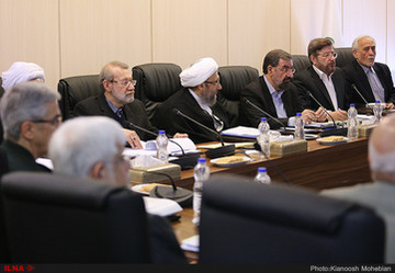 چرا روحانی دوسال و نیم است  به جلسات مجمع تشخیص نمی رود؟