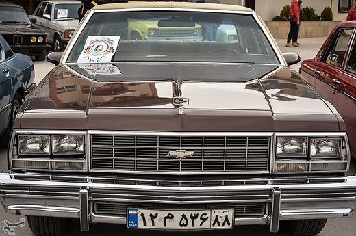گردهمایی خودروهای کلاسیک در لاهیجان