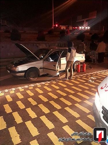 تصادف پژو 405، پراید و وانت پیکان در بزرگراه آزادگان