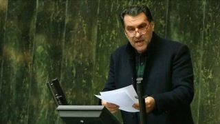 نماینده مجلس خطاب به ظریف: الاغ برجامی که تحویل دادند چموش است و لگد می‌زند!