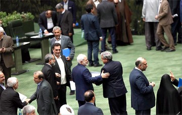 صحن علنی مجلس شورای اسلامی با حضور وزیر امور خارجه