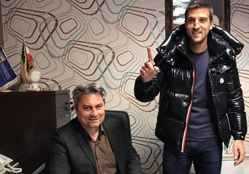مهاجم قرمزها خانه گادوین منشا را نخواست
