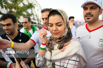 حال و هوای اطراف ورزشگاه هزاع بن زائد