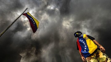  لماذا نتوقّع احتِمال تِكرار السيناريو الفيتناميّ في فنزويلا؟