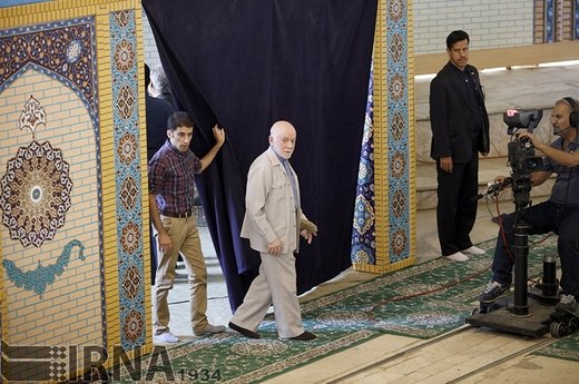  محمد نبی حبیبی در نماز جمعه تهران، سال 1396 حضور دارد