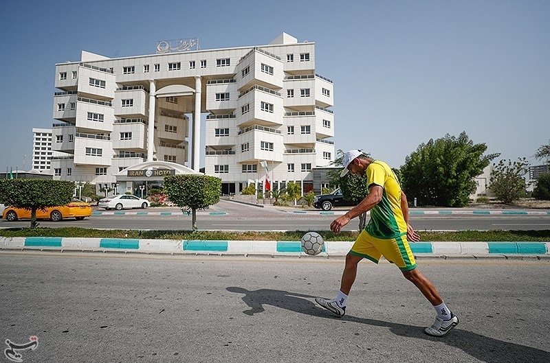 ثبت رکورد روپائی و طناب زنی در جزیره کیش