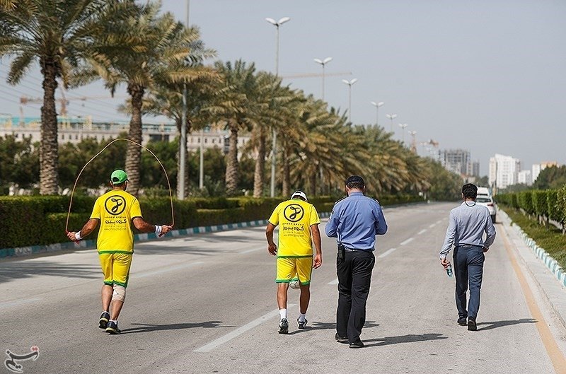 ثبت رکورد روپائی و طناب زنی در جزیره کیش