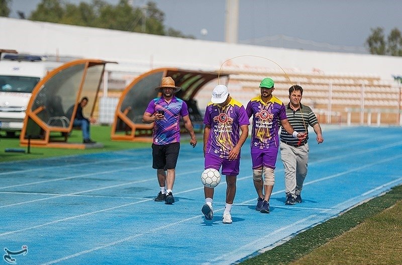 ثبت رکورد روپائی و طناب زنی در جزیره کیش