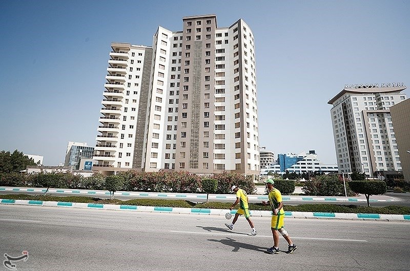 ثبت رکورد روپائی و طناب زنی در جزیره کیش