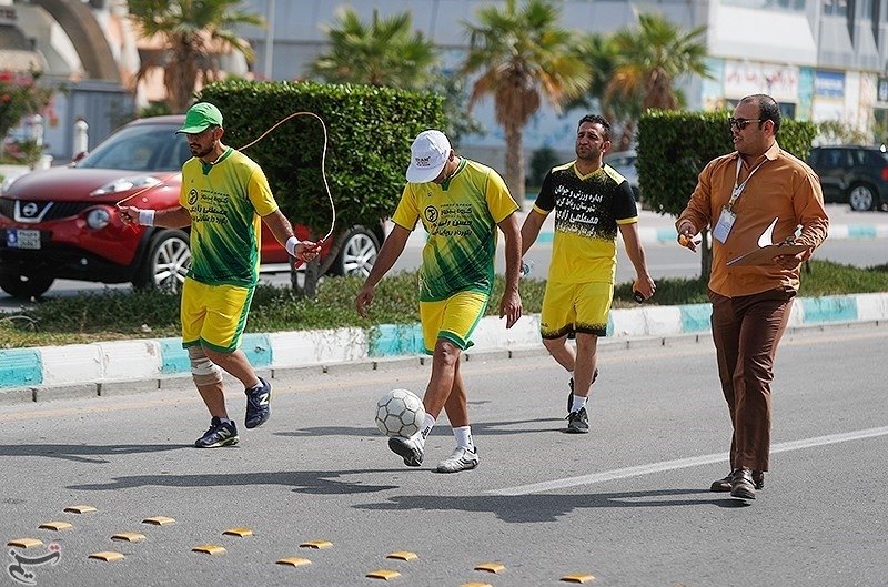 ثبت رکورد روپائی و طناب زنی در جزیره کیش