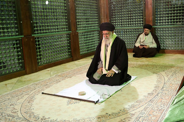 حضور مقام معظم رهبری در مرقد امام خمینی(ره) و گلزار شهدای بهشت زهرا