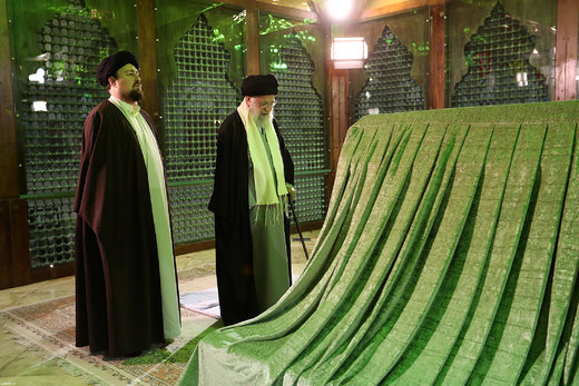 حضور مقام معظم رهبری در مرقد امام خمینی(ره) و گلزار شهدای بهشت زهرا