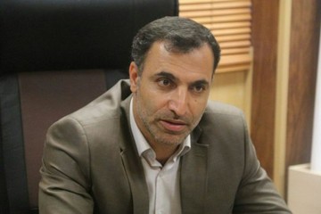 نیروهای شهرداری با تمام توان در حال پاک‌سازی محلات خرم‌آباد هستند