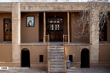 بیت تاریخی حضرت امام در خمین