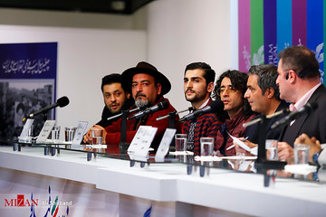 نشست خبری فیلم سینمایی درخونگاه