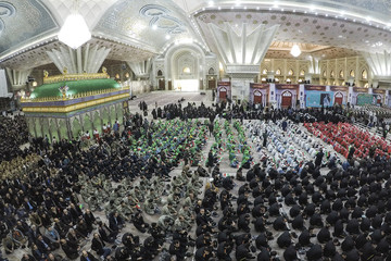 مراسم بزرگداشت یوم الله ۱۲ بهمن در حرم امام خمینی(ره)