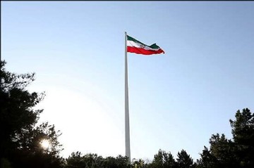 سردار جوانی: طرح مذاکره با آمریکا نیرنگ است/ سردار نقدی: پیش از انقلاب برخی افراد بزدل بارها کشور را تسلیم دشمنان کردند