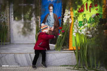 گلباران حجره طلبگی امام خمینی(ره) در اراک