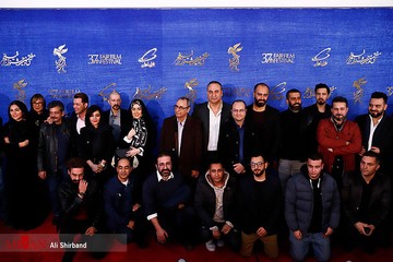 تصاویر | حمید فرخ‌نژاد، ساره بیات و بازیگران «سمفونی نهم» در مراسم فرش قرمز جشنواره فجر