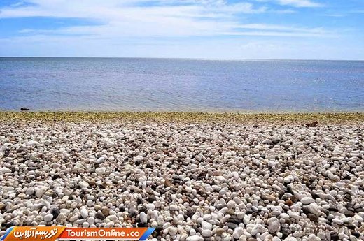 ساحل سنگ قلوه ای سفید –فیلیپین-