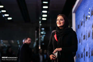 شبنم مقدمی بازیگر فیلم زهر مار در سی‌وهفتمین جشنواره فیلم فجر

شبنم مقدمی بازیگر فیلم زهر مار در سی‌وهفتمین جشنواره فیلم فجر 