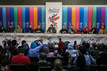نشست خبری فیلم طلا به کارگردانی پرویز شهبازی