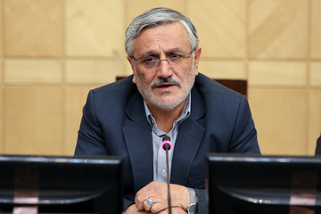 انتظار نماینده مجلس از رئیس قوه قضائیه برای رفع حصر از کروبی و موسوی
