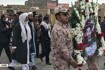 تشییع پیکر شهید حادثه تروریستی نیکشهر