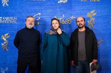علی مصفا تهیه کننده و ژاک بی دو تهیه کننده مشترک فیلم یلدا به کارگردانی مسعود بخشی در ششمین روز سی‌وهفتمین جشنواره فیلم فجر