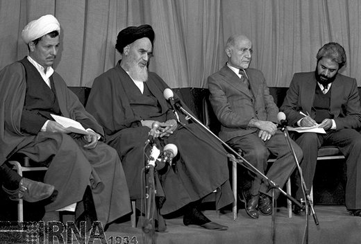 16 بهمن 1357؛ معرفی مهدی بازرگان به عنوان نخست وزیر دولت موقت
