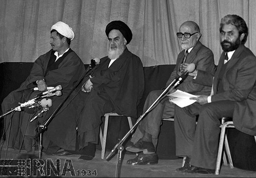 16 بهمن 1357؛ معرفی مهدی بازرگان به عنوان نخست وزیر دولت موقت