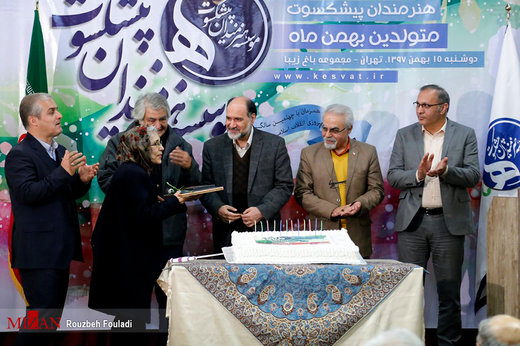 تجلیل از هنرمندان پیشکسوت متولد بهمن