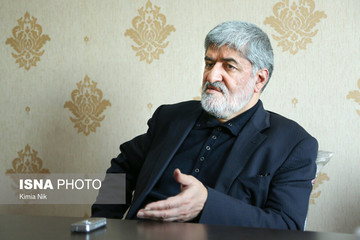 مطهری: محصوران به اندازه کافی مجازات شدند/ ۸ سال حصر خانگی مجازات کمی نیست