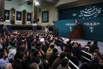 اولین شب عزاداری فاطمیه ۱۴۴۰ در حسینیه امام خمینی(ره)