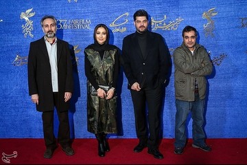 بازیگران و عوامل فیلم پالتو شتری در هفتمین روز سی‌وهفتمین جشنواره فیلم فجر