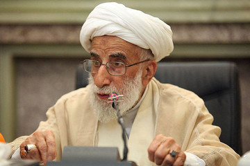 آیت الله جنتی: خداوند با انقلاب اسلامی دشمنان خود را ذلیل و دوستان خود را عزیز کرد