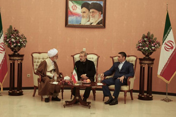 لاریجانی: ساختار بودجه کشور سال آینده اصلاح می‌شود